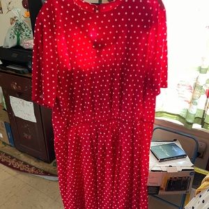 Beautiful women’s red dress new never worn